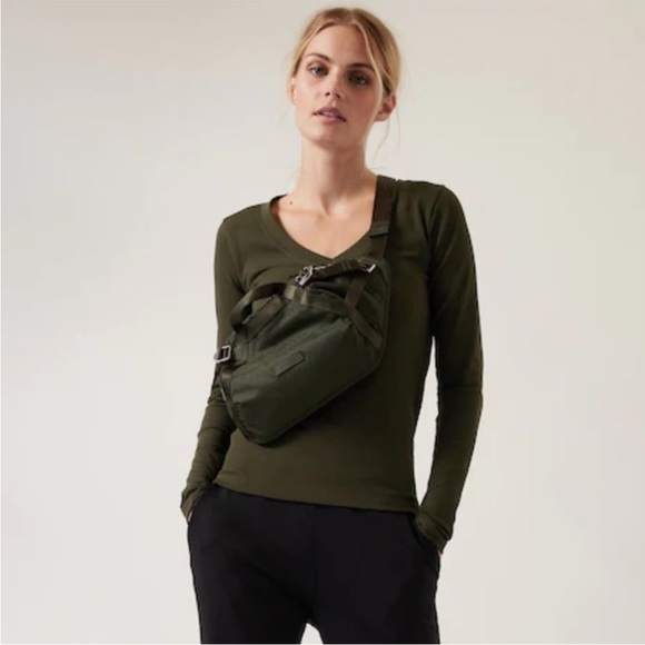 NEW Athleta Renew V-Neck Long-Sleeve Top Aspen Olive Green Size Small NWT - Picture 4 of 8